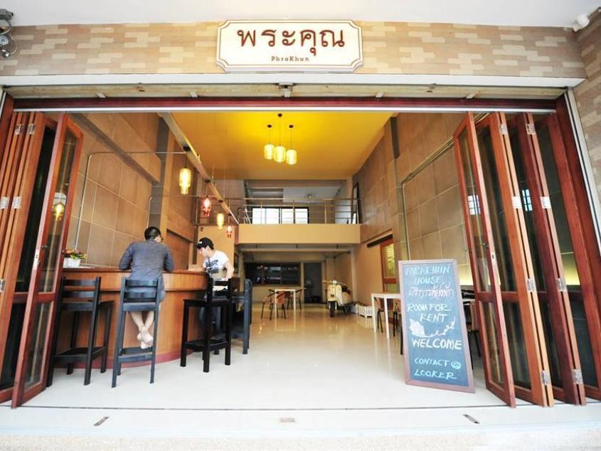 Hotel Pine Cafe'&Bed Phra Nakhon Si Ayutthaya Exterior foto