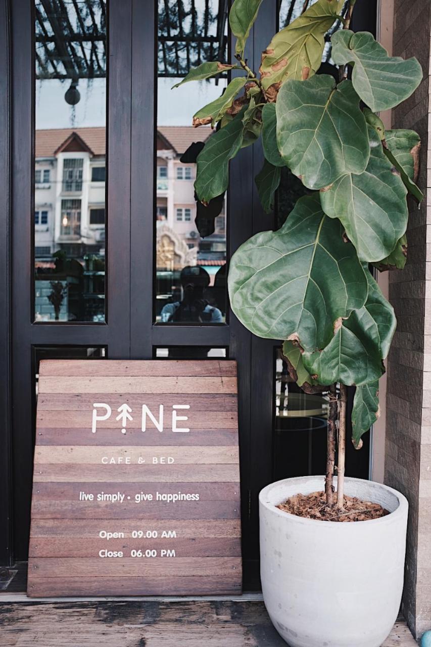 Hotel Pine Cafe'&Bed Phra Nakhon Si Ayutthaya Exterior foto